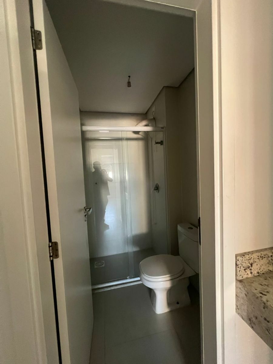 Apartamento para alugar com 2 quartos, 70m² - Foto 10