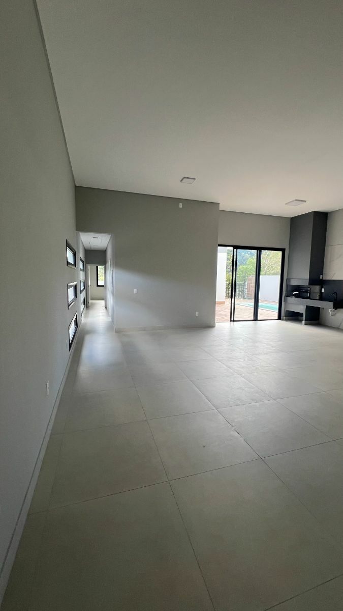 Casa à venda com 3 quartos, 175m² - Foto 11