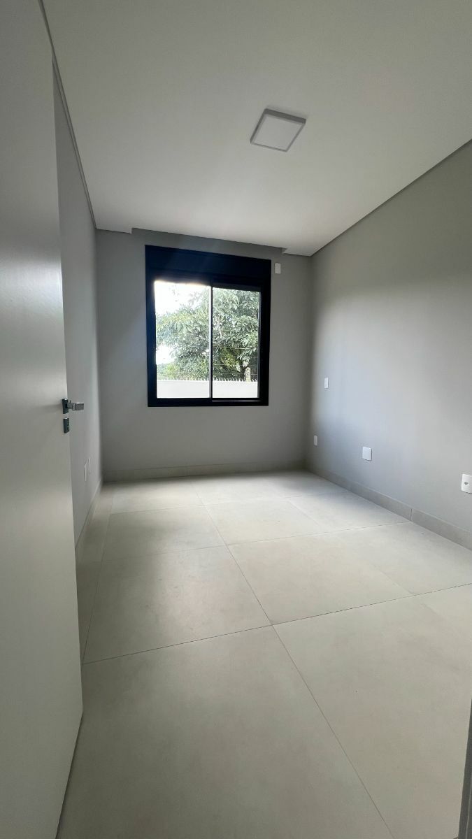 Casa à venda com 3 quartos, 175m² - Foto 27