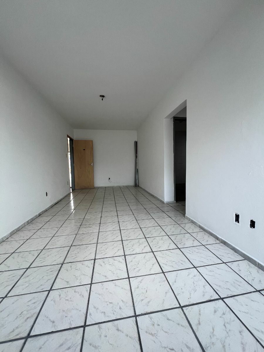 Apartamento à venda com 2 quartos, 58m² - Foto 4
