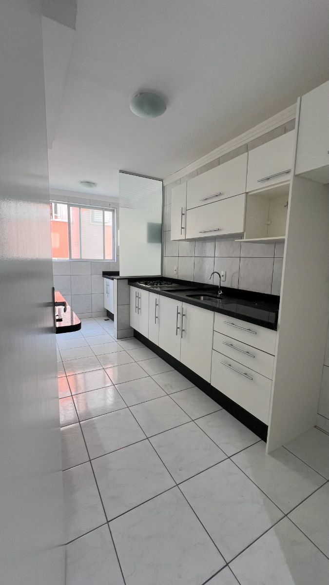 Apartamento à venda com 2 quartos, 58m² - Foto 5