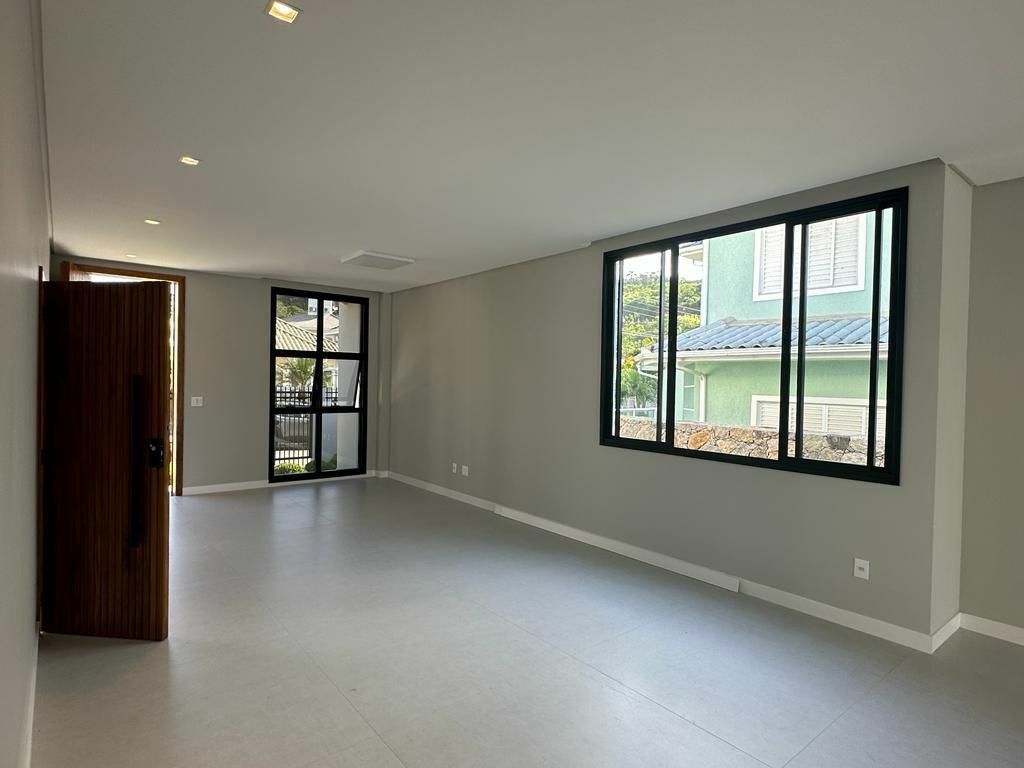 Casa à venda com 3 quartos, 173m² - Foto 11