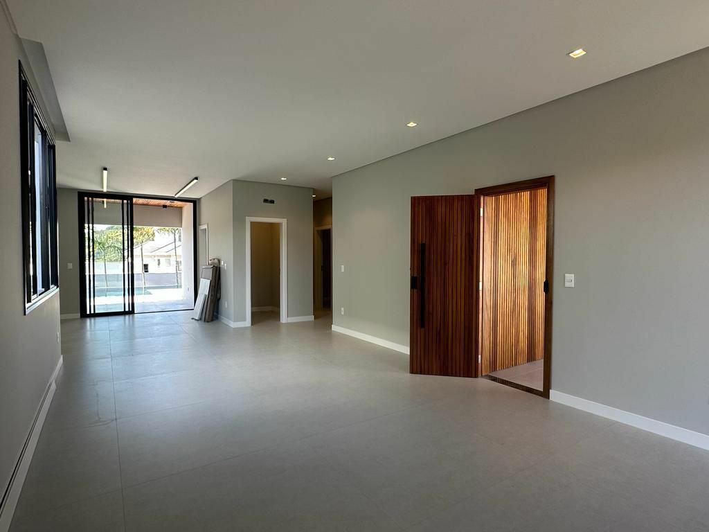 Casa à venda com 3 quartos, 173m² - Foto 12