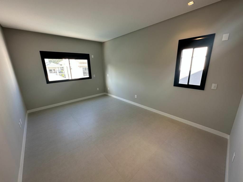 Casa à venda com 3 quartos, 173m² - Foto 13