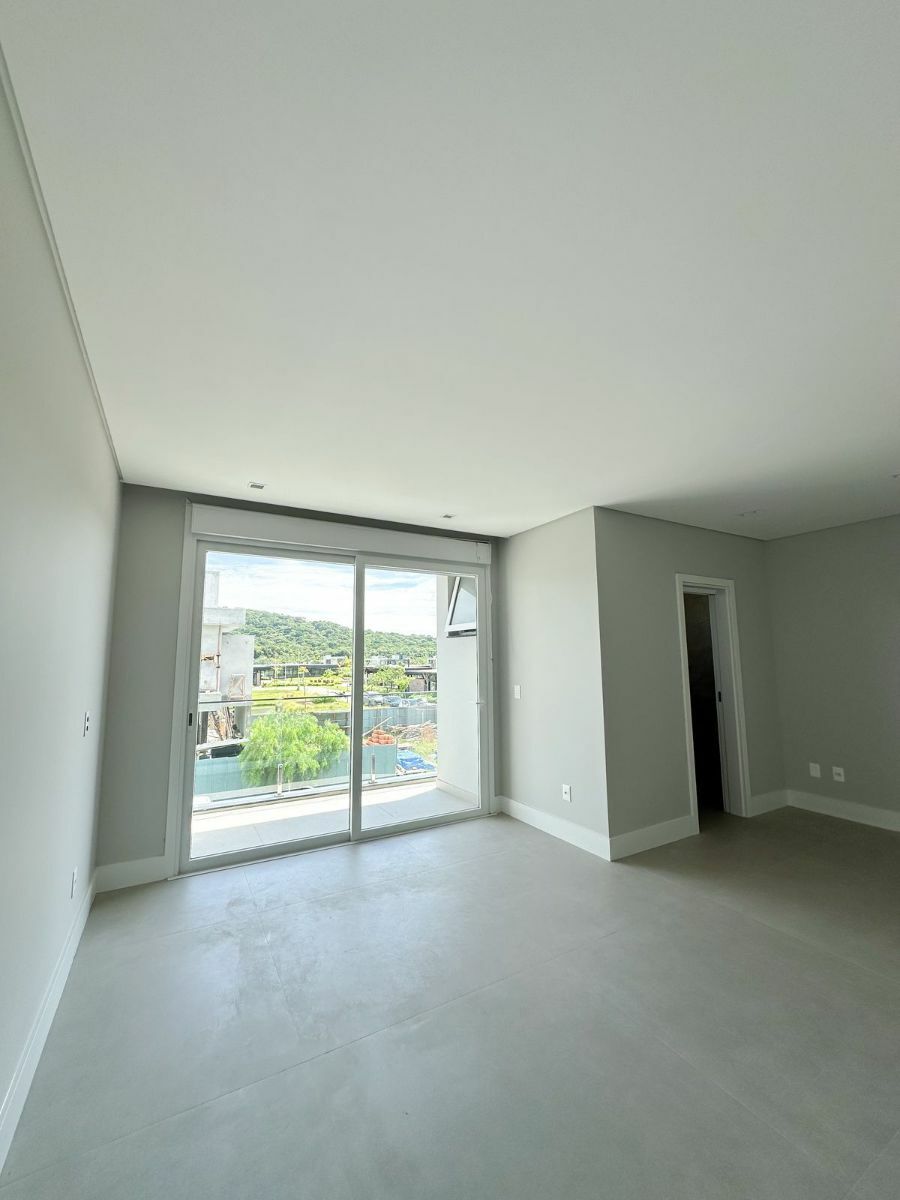 Casa à venda com 3 quartos, 263m² - Foto 12