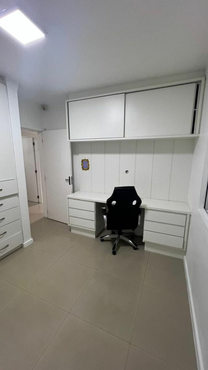 Casa, 3 quartos, 270 m² - Foto 20