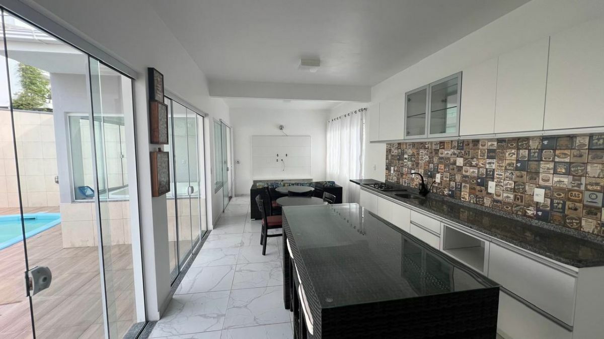 Casa, 3 quartos, 270 m² - Foto 40