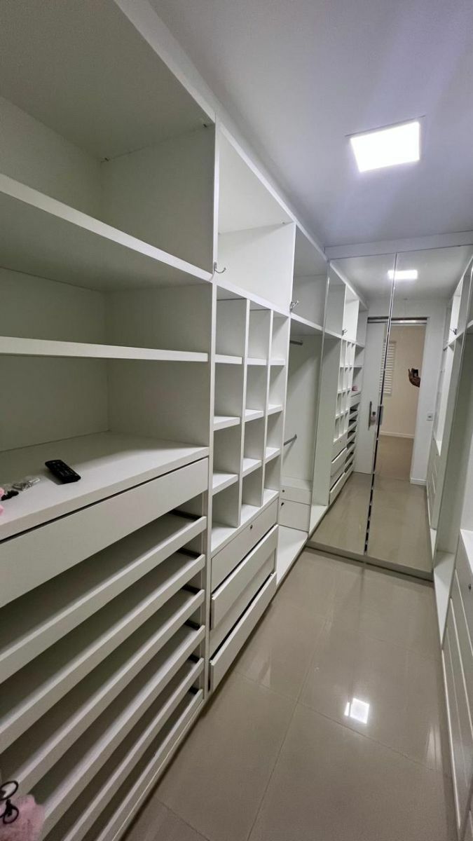 Casa, 3 quartos, 270 m² - Foto 2