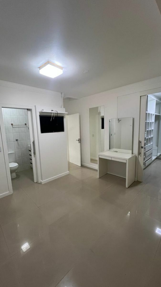 Casa, 3 quartos, 270 m² - Foto 5