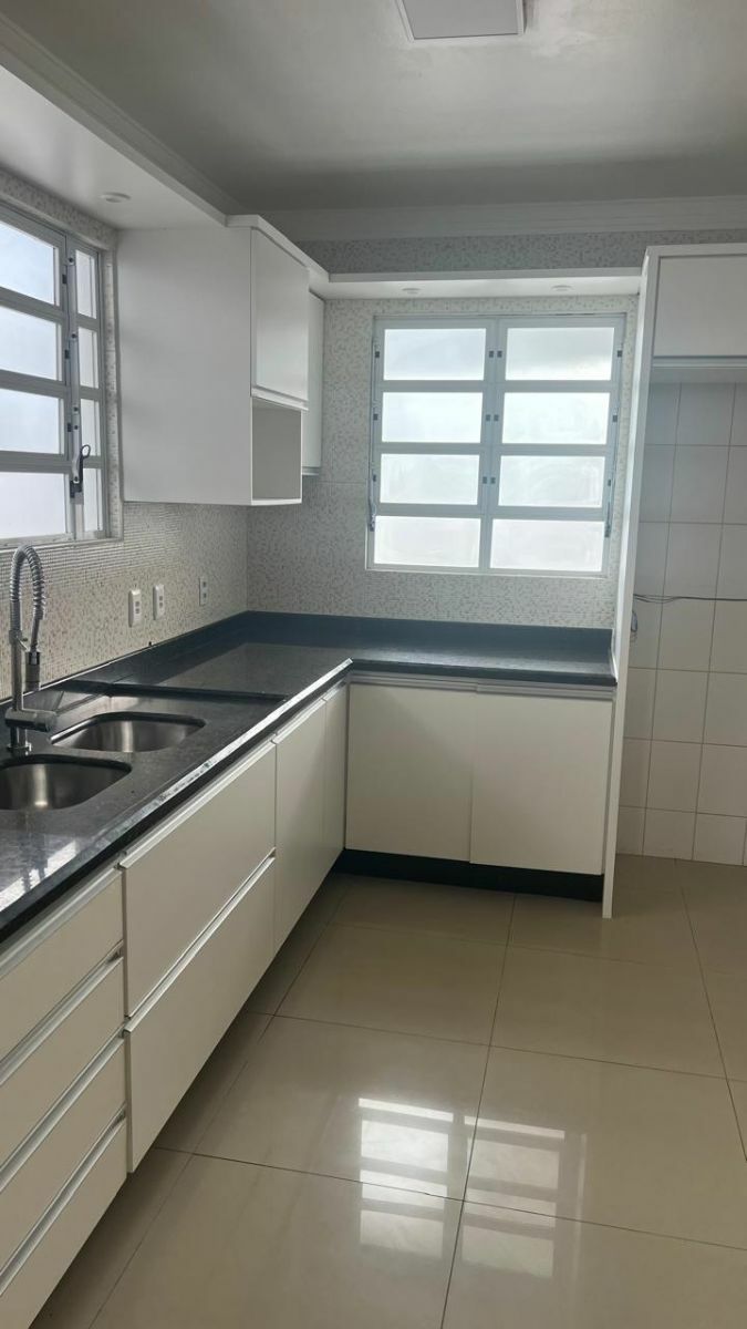 Casa, 3 quartos, 270 m² - Foto 11