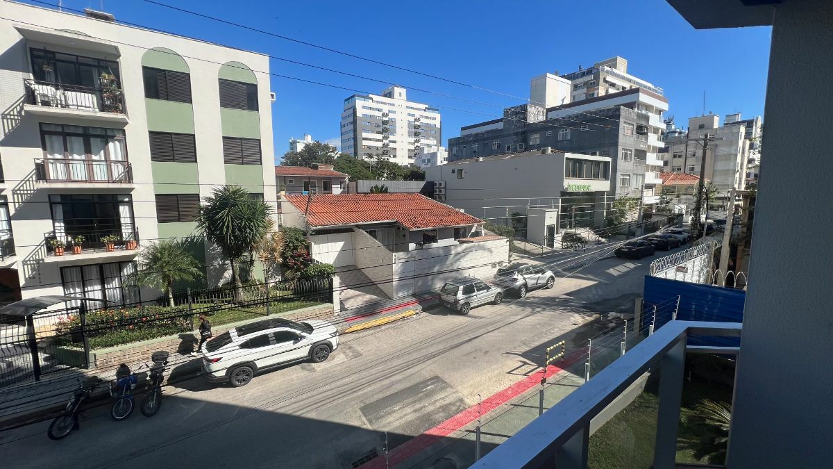 Apartamento à venda com 3 quartos, 97m² - Foto 5
