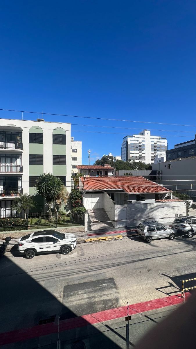 Apartamento à venda com 3 quartos, 97m² - Foto 7