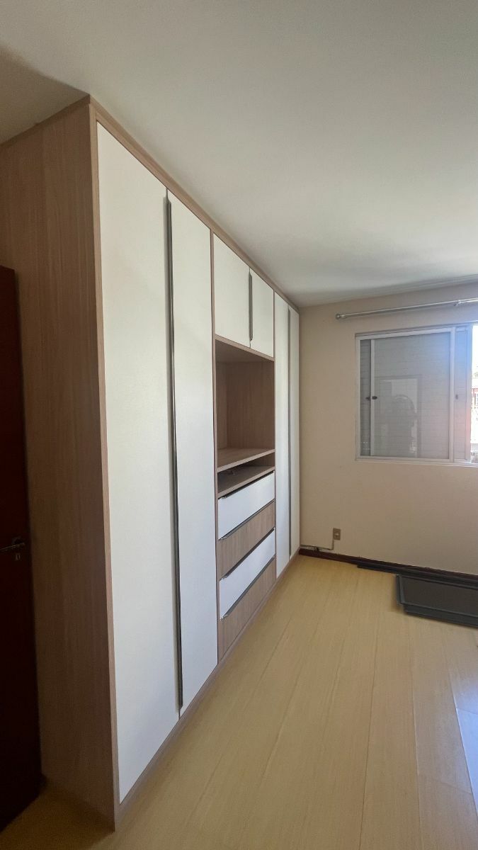 Apartamento à venda com 3 quartos, 97m² - Foto 13