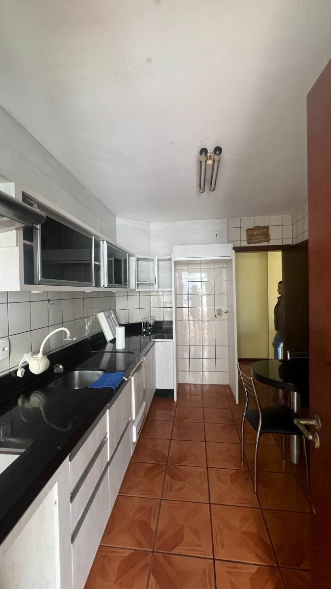 Apartamento à venda com 3 quartos, 97m² - Foto 27