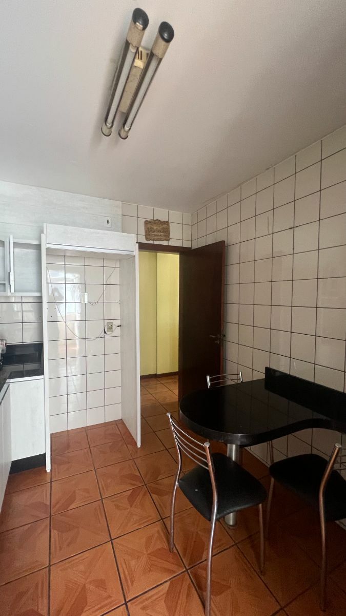 Apartamento à venda com 3 quartos, 97m² - Foto 29