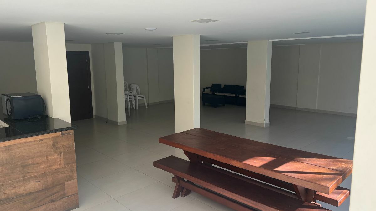 Apartamento à venda com 3 quartos, 97m² - Foto 32