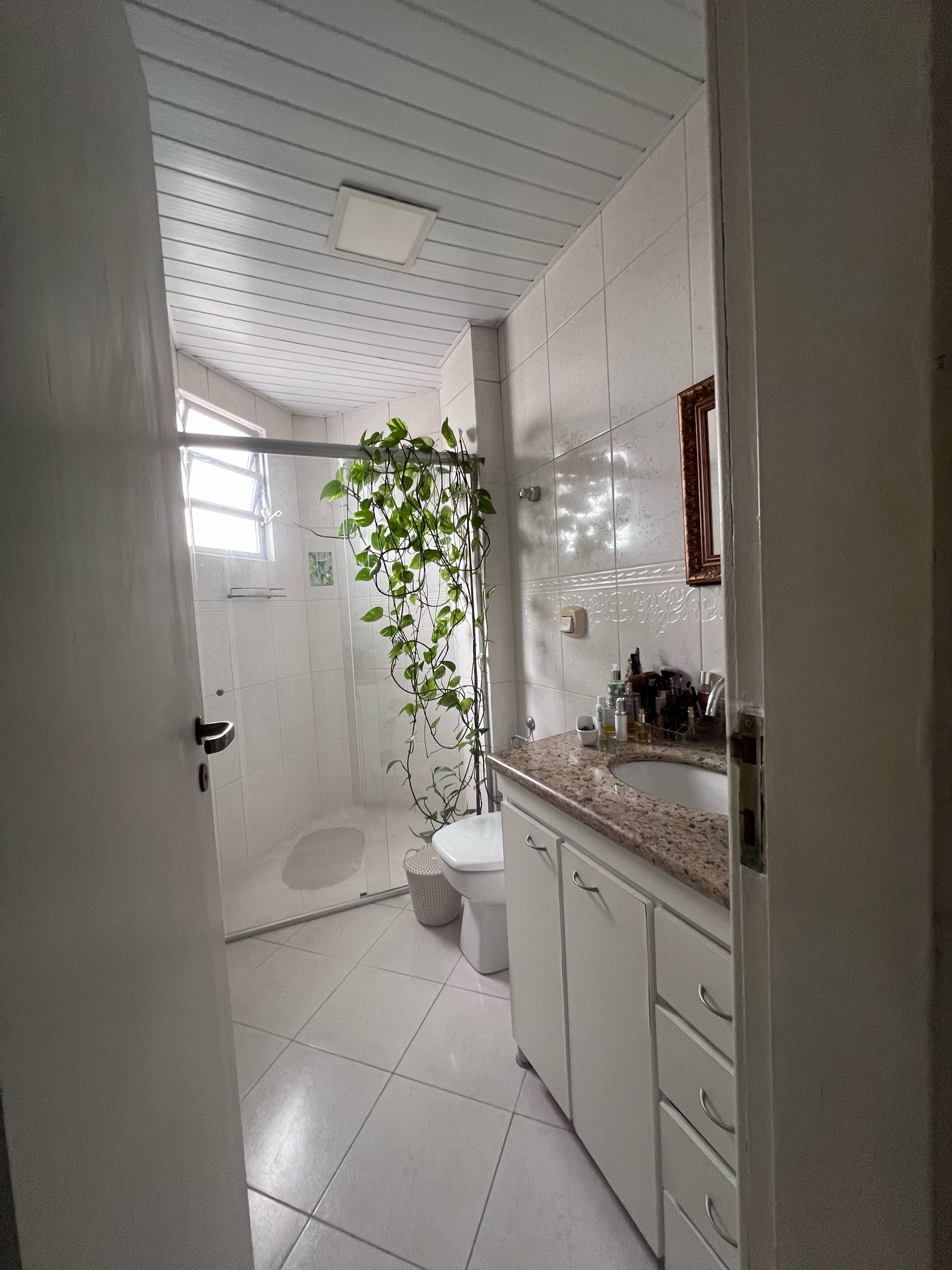 Apartamento para alugar com 3 quartos, 106m² - Foto 11