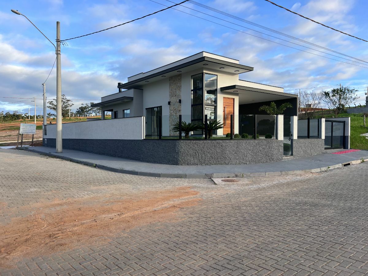 Casa, 3 quartos, 113 m² - Foto 1